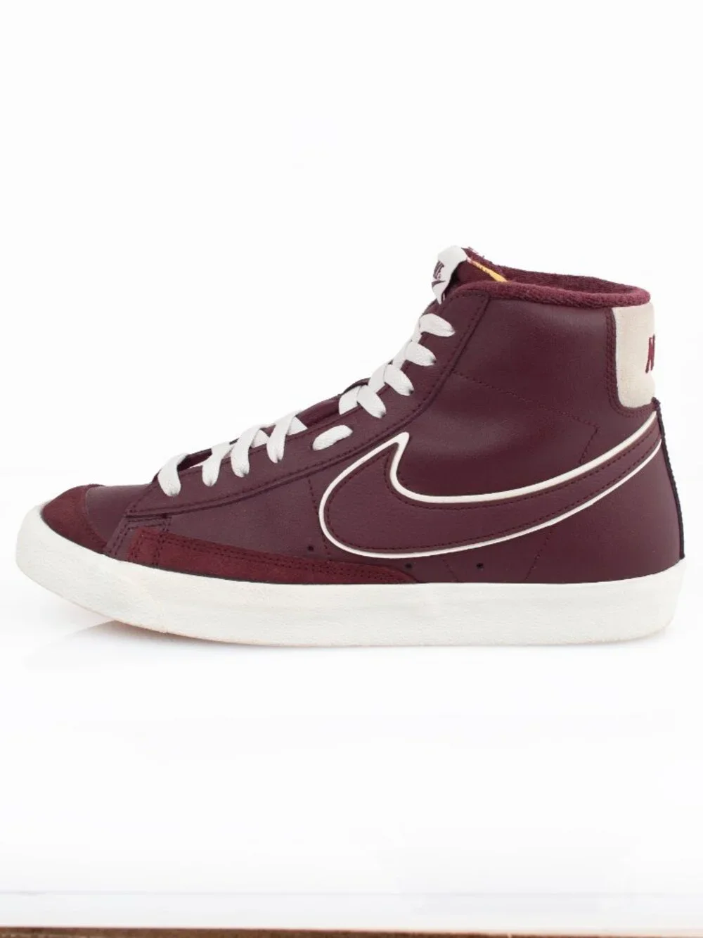 Nike Blazer Mid '77 Premium College Pack Night Maroon M 9.5